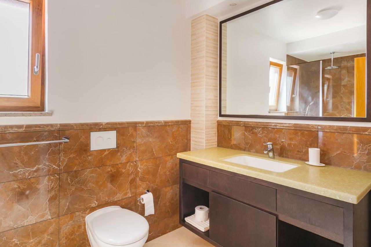Luxury Apartments Villa Matea 2 Malinska Esterno foto
